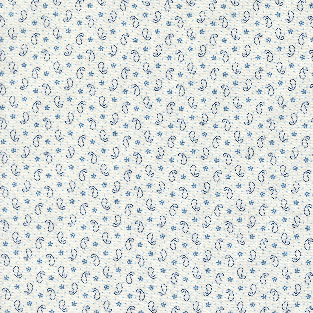 Denim and Daisies Quilt Fabric - Petite Paisleys in Daisy Denim Blue - 35387 11