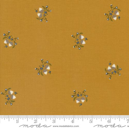 Enchantment Quilt Fabric - Little Acorn in Caramel Gold - 43175 14