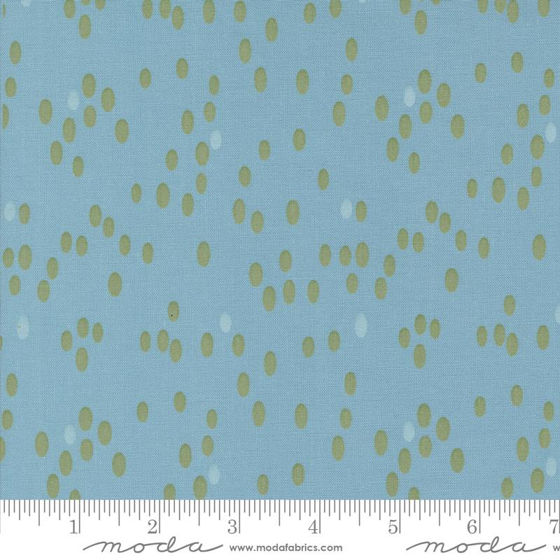 Olive You Quilt Fabric - Dots in Glacier Blue - 1882 15