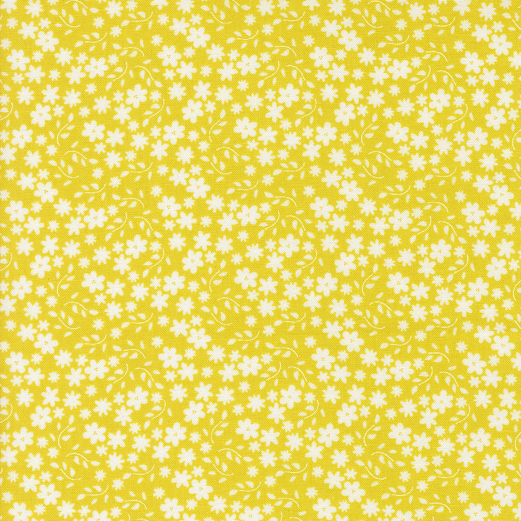 Raspberry Summer Quilt Fabric -  Blossom in Summer Yellow - 37693 16